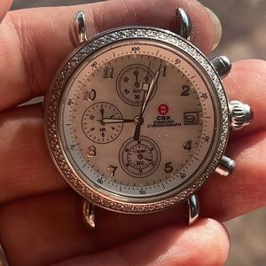 Selling Michele face Auth final sale